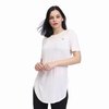 Camiseta de manga corta con dobladillo curvo en la espalda blanca para mujer